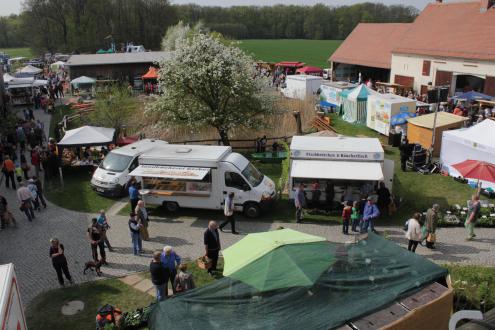 Blick über das Marktgelände des Frühjahrsmarktes 2015; Foto:  Bodo Hering